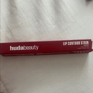 HUDA BEAUTY Lip Contour Stain in Cherry Red